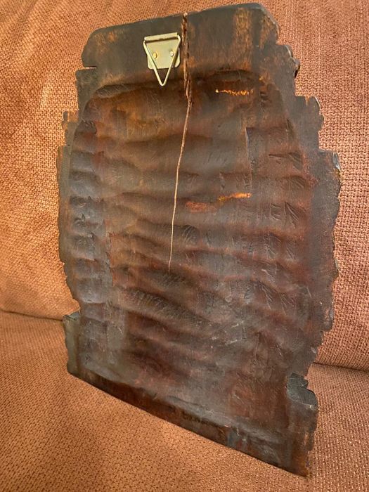 Figura em madeira  do Cambodja