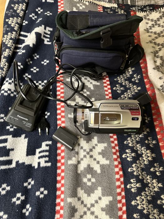 Відеокамера Panasonic-Mini DV