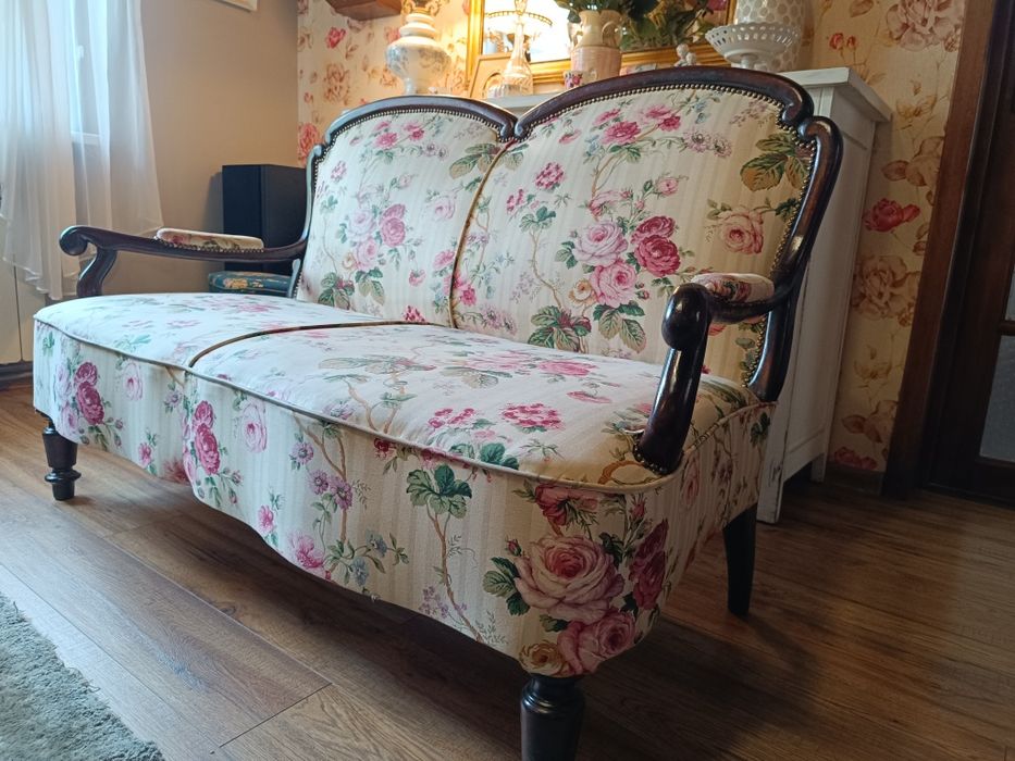 Kanapa 2–3-osobowa w stylu vintage — przywieziona z USA
