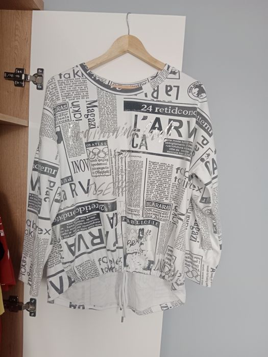 Biała bluzka z nadrukami