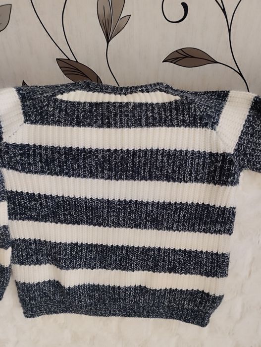 Sprzedam sweterek Rebel