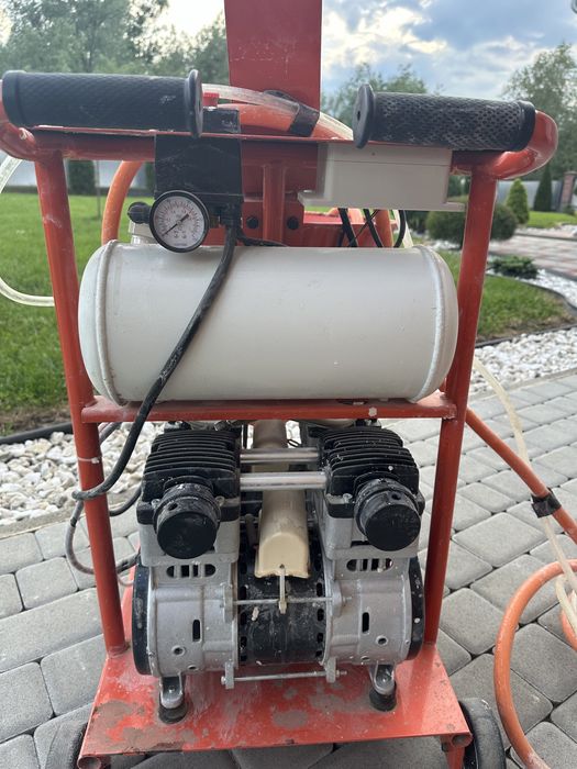 Штукатурна станція з двома моторами