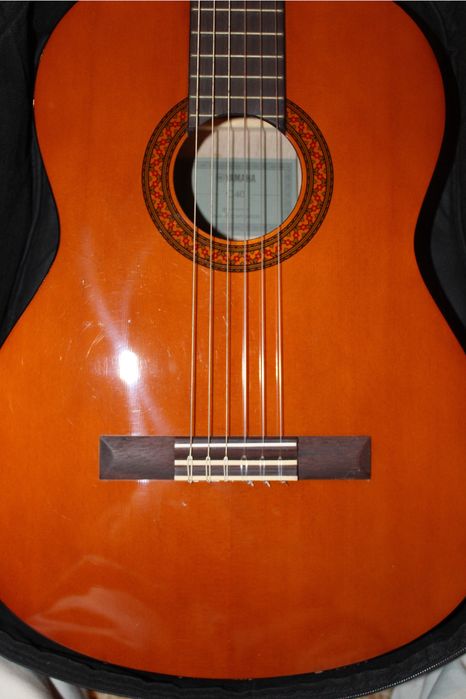 Guitarra Yamaha C40