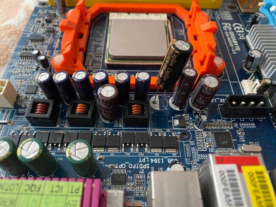 Комплект Gigabyte GA-M55S-S3 Athlon 64 3000+ 4GB DDR2