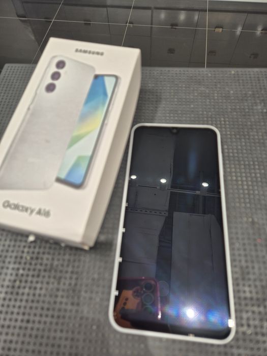 Samsung Galaxy A16 128 GB Srebrny | Idealny stan
