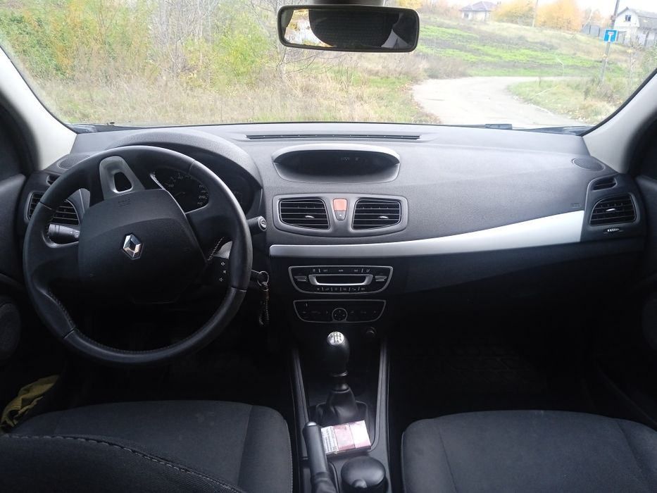 Renault fluence .