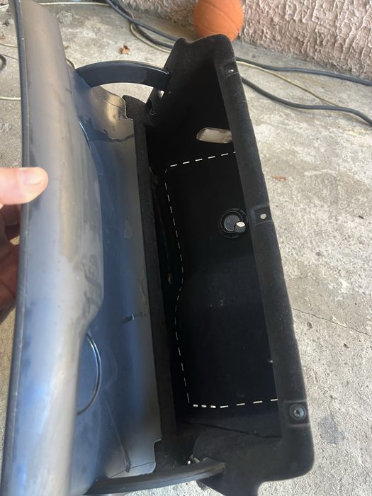 Бардачок темно сірого кольору Passat b5 b5.5