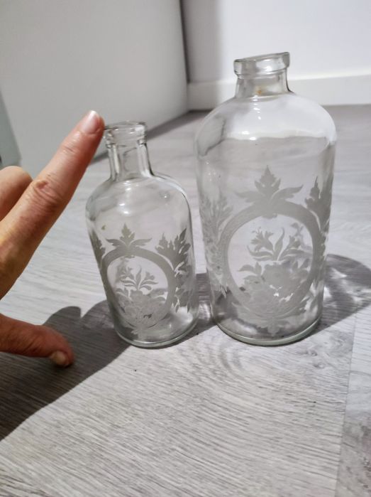 3 Glass Jars442324076829747202