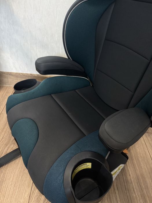 Дитяче автокрісло Chicco KidFit 2-в-1 15-36 кг