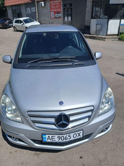 Продам мерседес В 180