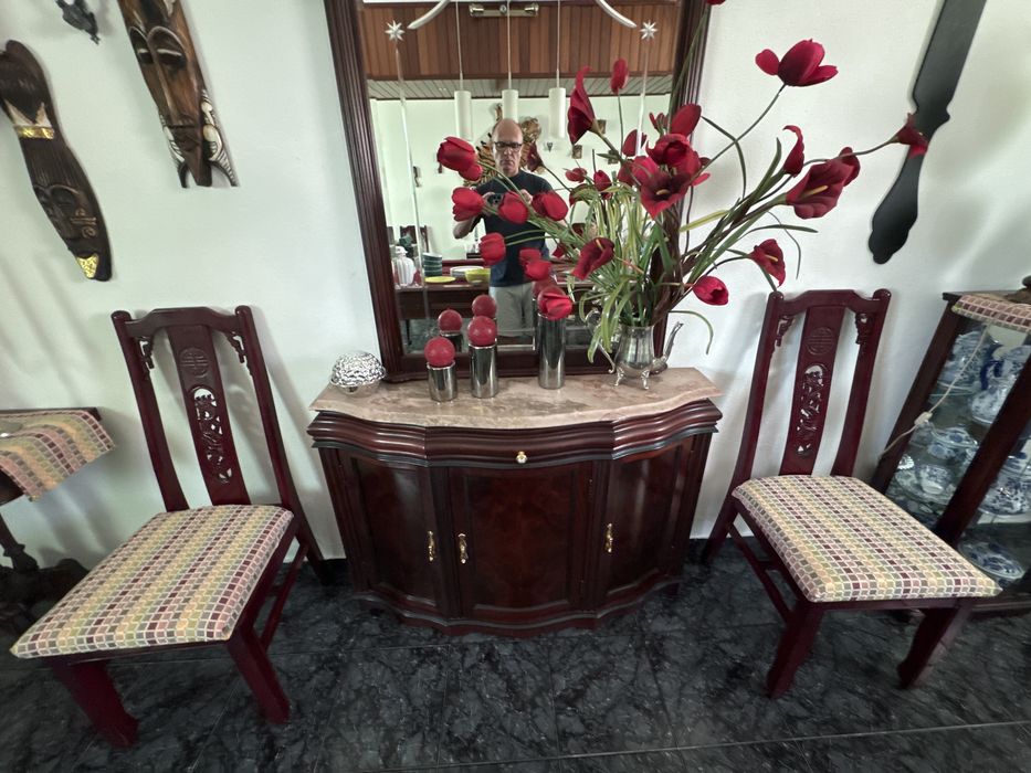 Movel de sala classico tampo em marmore
