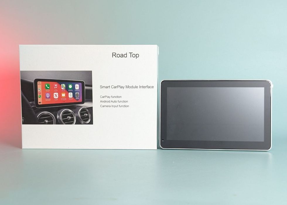 Сенсорный беспроводной CarPlay Ламтто RC13 (диагональ 9)  с 4К Передни