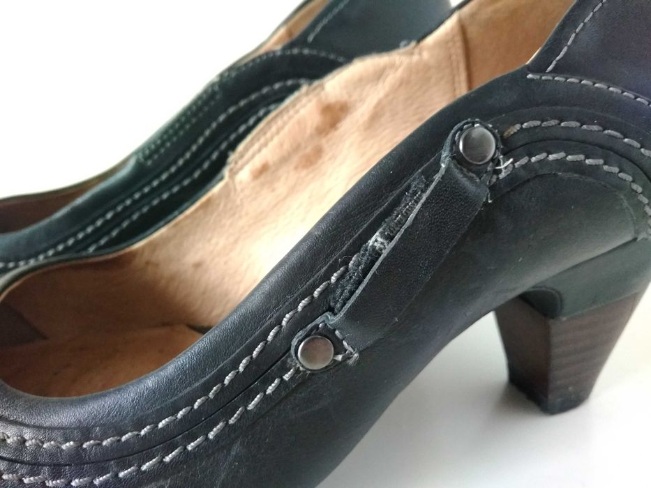 р 6 / 39-40 26 см классические кожаные черные туфли на каблуке Clarks