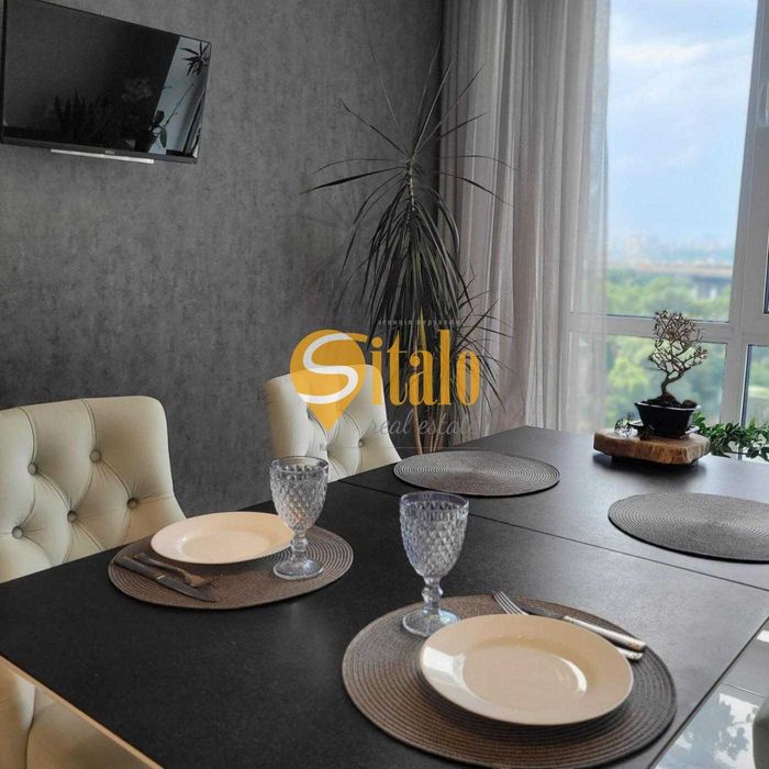 Видова 3 кімнатна квартира (метро Славутич)