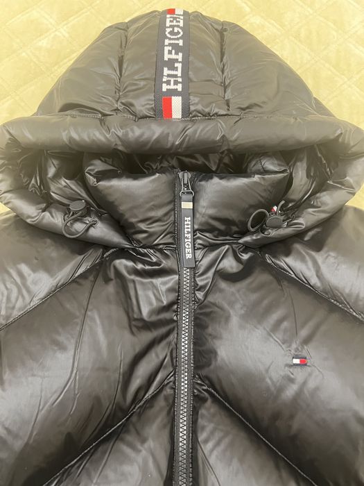 Пуховик  Tommy оригинал