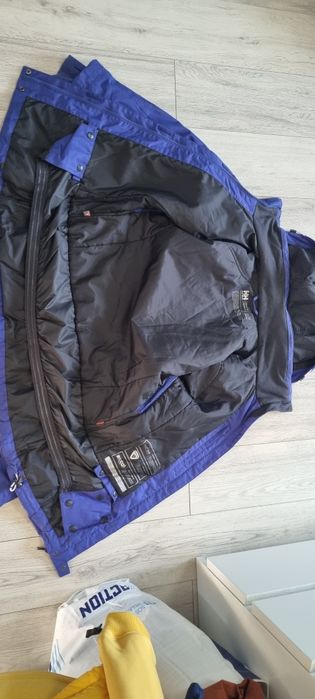 Helly Hansen L    .