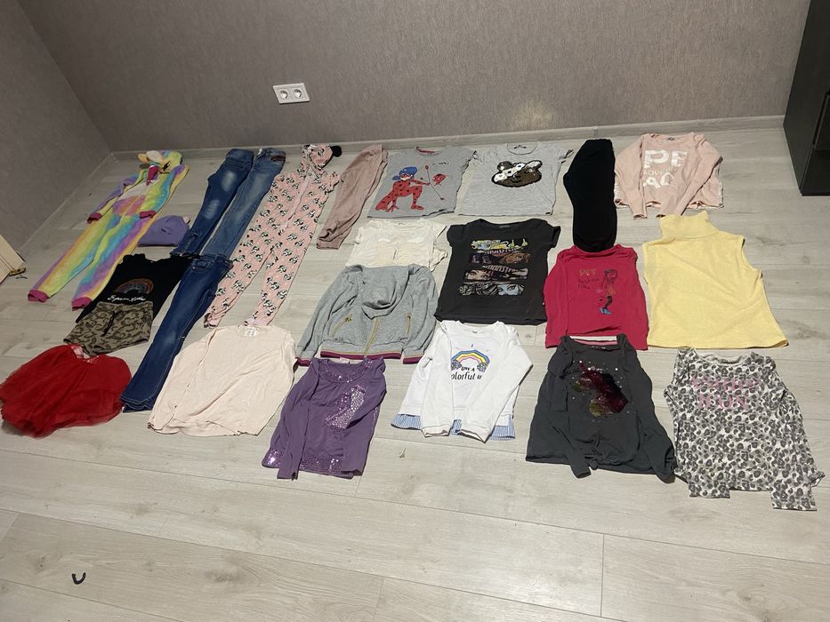 Одяг для дівчинки