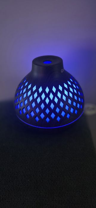 Difusor de aromas com controlo remoto e luzes Led,de 400 ml Novo.