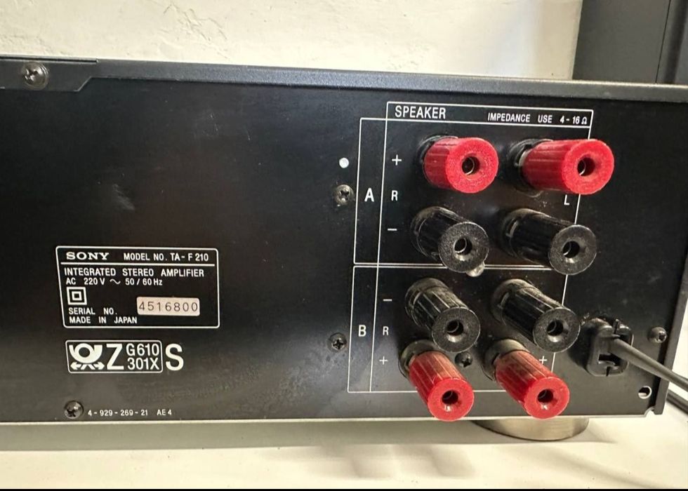 Stereo Wzmacniacz Sony TA F 210+ 2 2*80 Wat! Dzień dobry, Szanowni