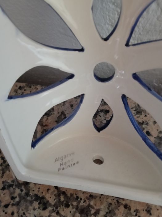 Aplique pintado á mão