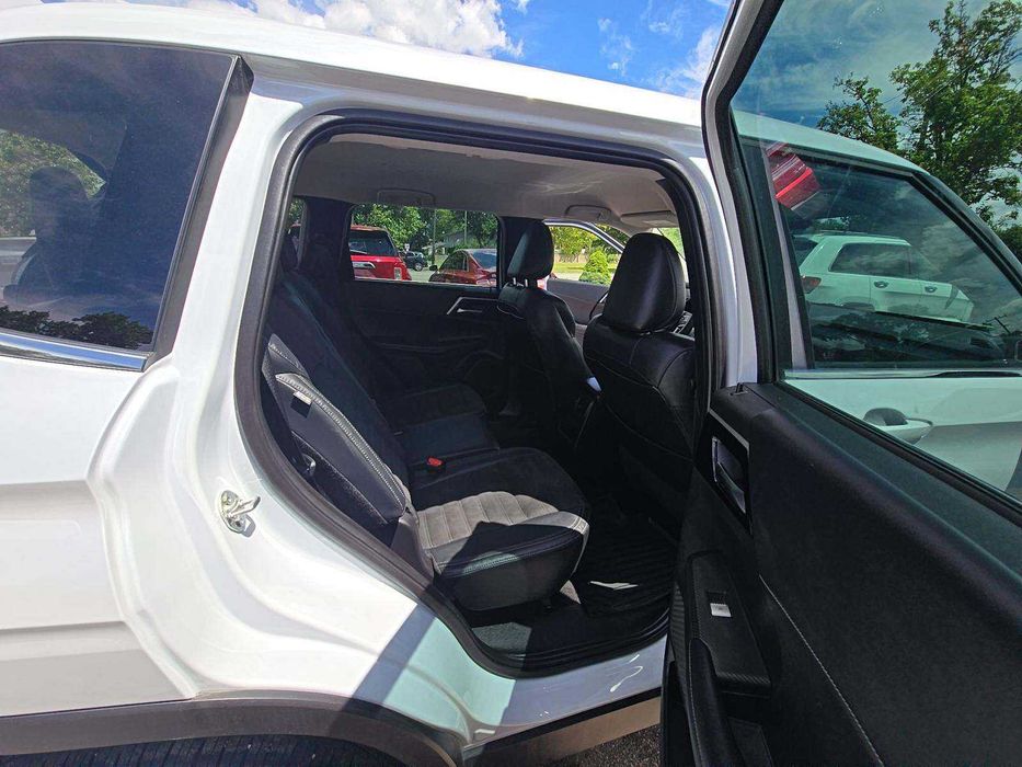 Mitsubishi Outlander PHEV 2022  Plug-In Гібрид