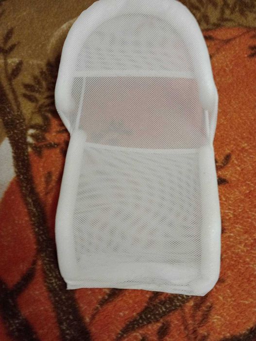 Підставка сітка у ванночку для купання малюка