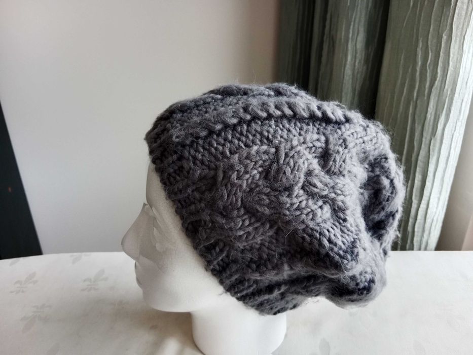 Czapka na zimę szara cieplutka Handmade rękodzieło