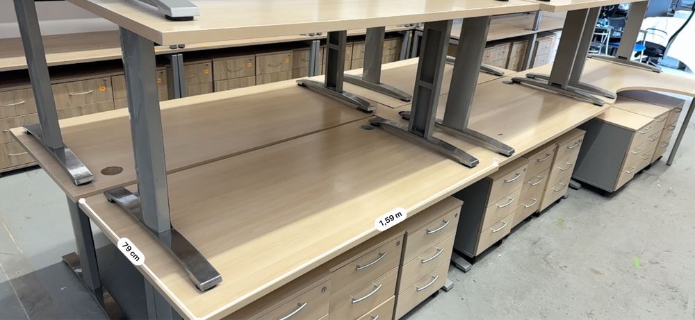 Biurka ,prostokatne 140/80, uzywane,poleasingowe