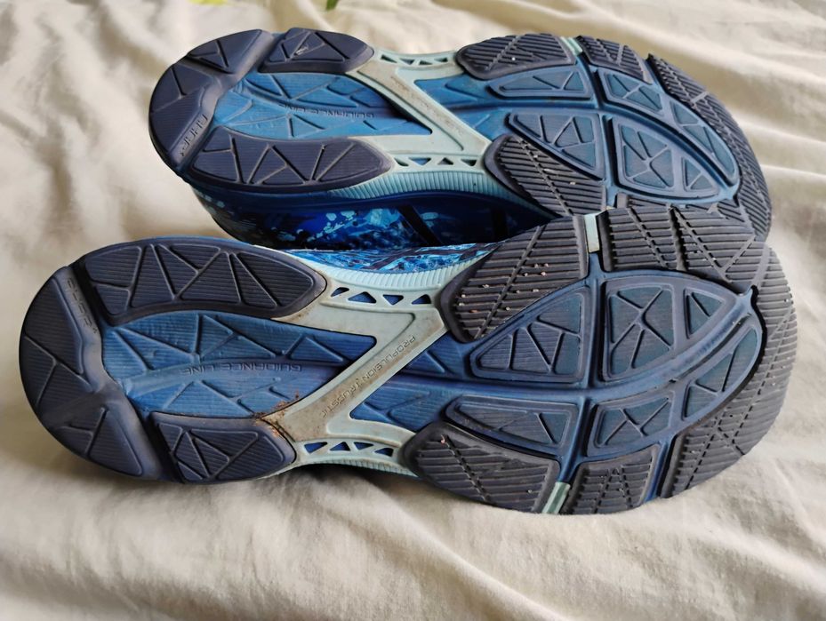 Asics propulsion trusstic hotsell