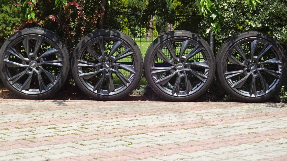 Koła letnie 21'' Audi Q3 VW Seat Skoda 5x112 ET42 57,1 AEZ