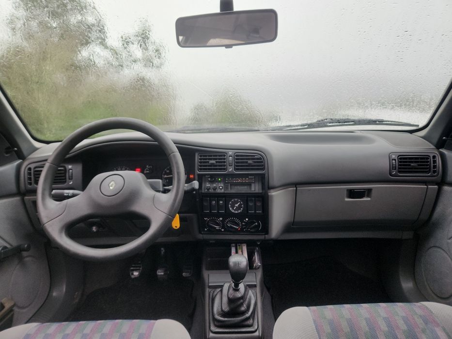 Renault 19 1.4 RN 80000km 1 dono