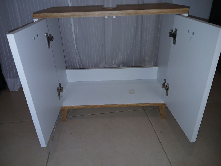 Armário para lavatório WC