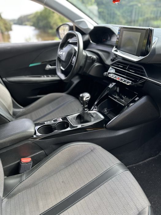 Peugeot 208 - Allure - 110 Puretech