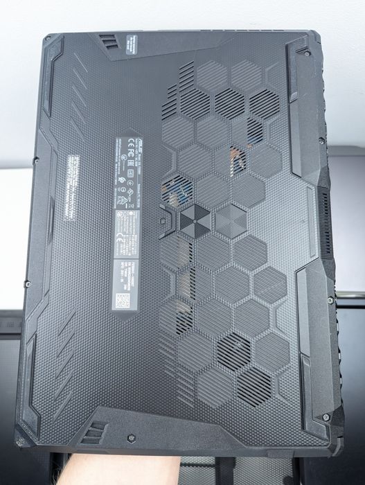 LAPTOP GAMINGOWY Asus TUF F15 RTX 3050 i5-11400H 144 hz