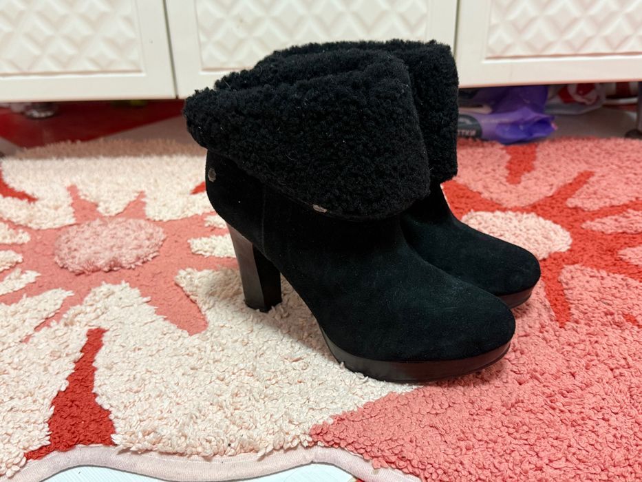 Шикарные мегатеплые сапоги ботинки угги ugg/оригинал