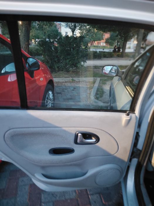 Renault ClioII  1,4  klimatronik