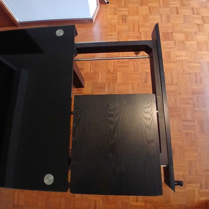 Mesa de Jantar Extensível – Vidro Preto | Excelente Estado