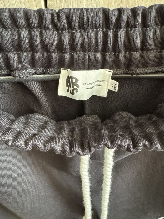 Aris world pants 999