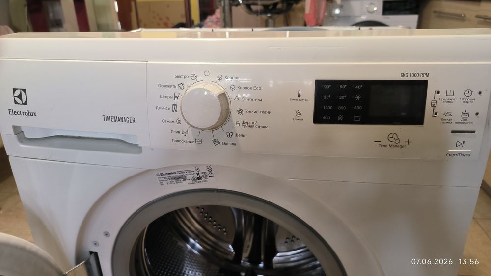 Пральна машина Electrolux EWF1064EDU 2.2 квт
