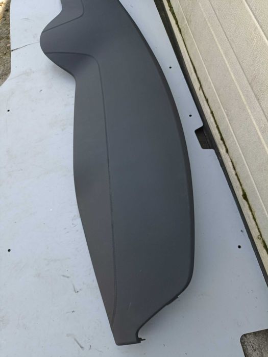 Deska konsola tesla s 2018