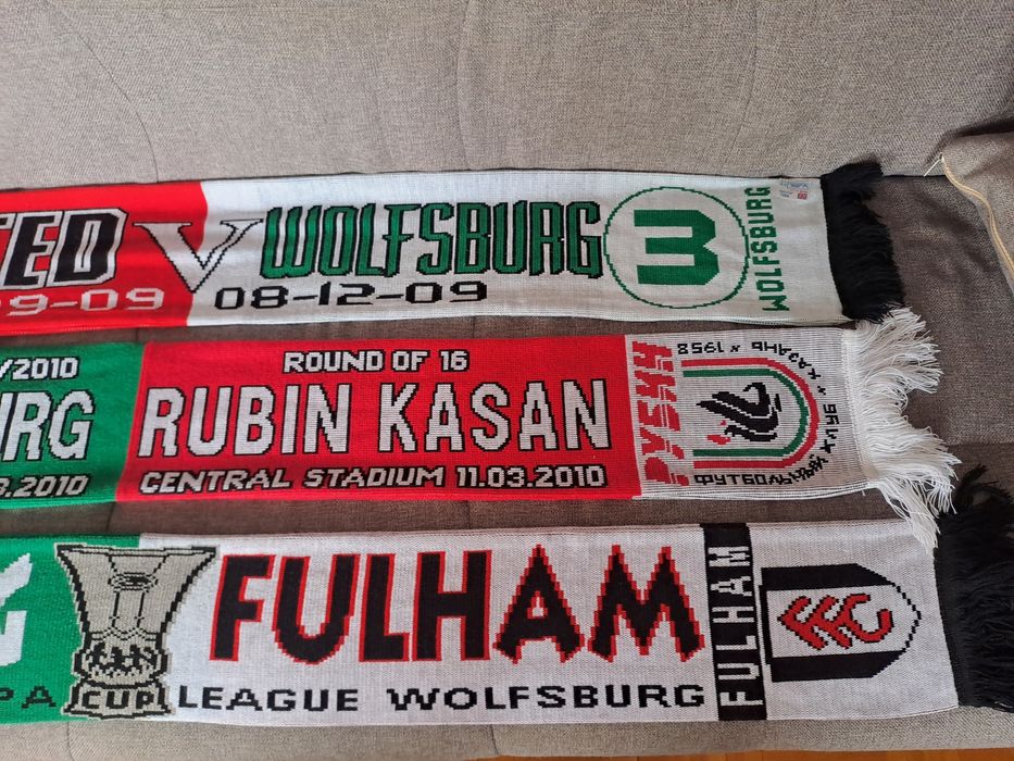 Szaliki Fulham.  Manchester United.  Wolfsburg. Rubin  Kasan