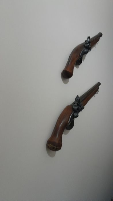pistolas decorativas