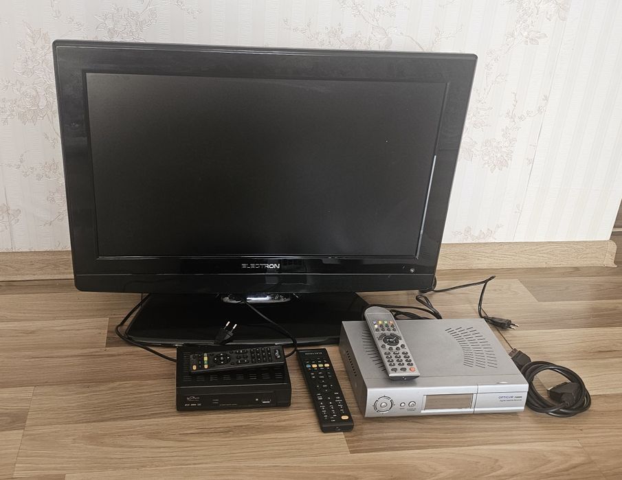 Телевізор Електрон + двома тюнерами
