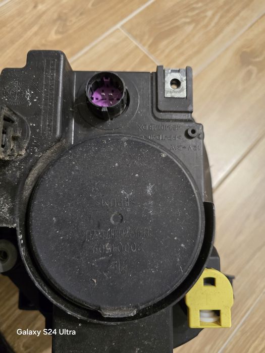 Jeep renegade фара