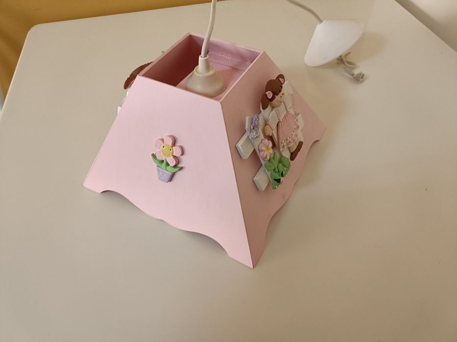 Candeeiro tecto - criança