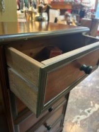 Komoda słupek mała