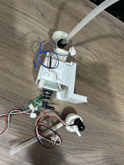 Siemens eq6 pompa przepływomierz