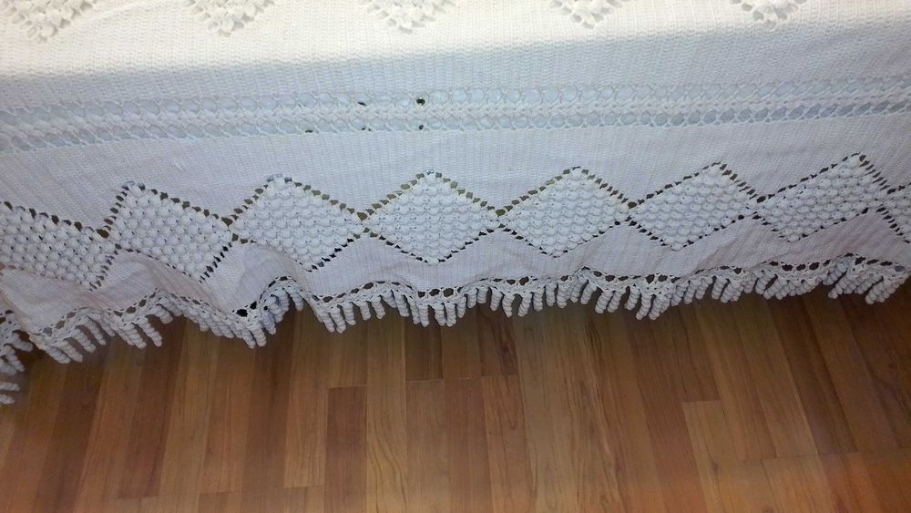 Colcha em croche beje64862289233025122