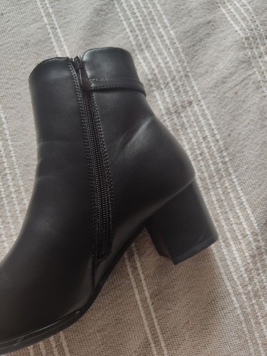 Botki Enplus 39 na klocku 5,5 cm • Nowe • Jesień/Zima • TikTok logo