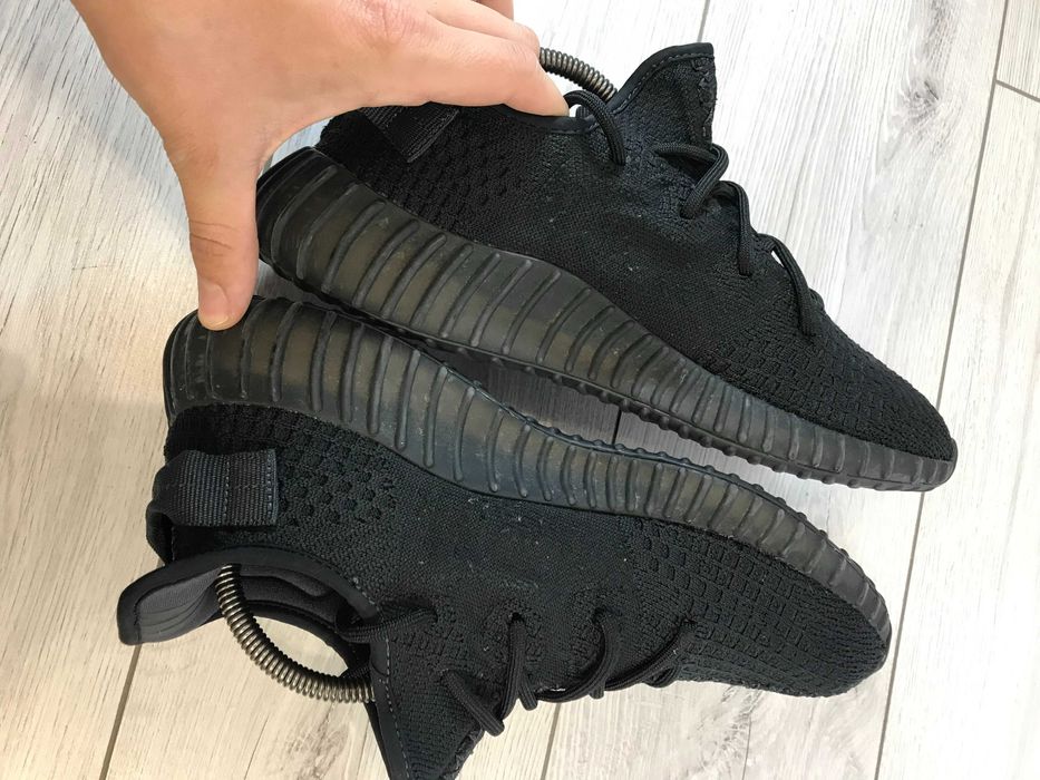 Buty Adidas Yeezy Boost 350 v2 Onyx rozm. 43,5